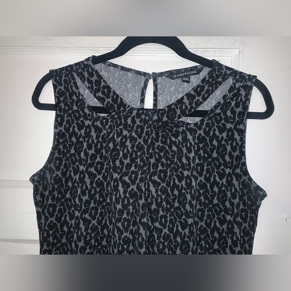 41 hawthorn black and gray leopard print sleeveless blouse size large - Picture 3 of 6